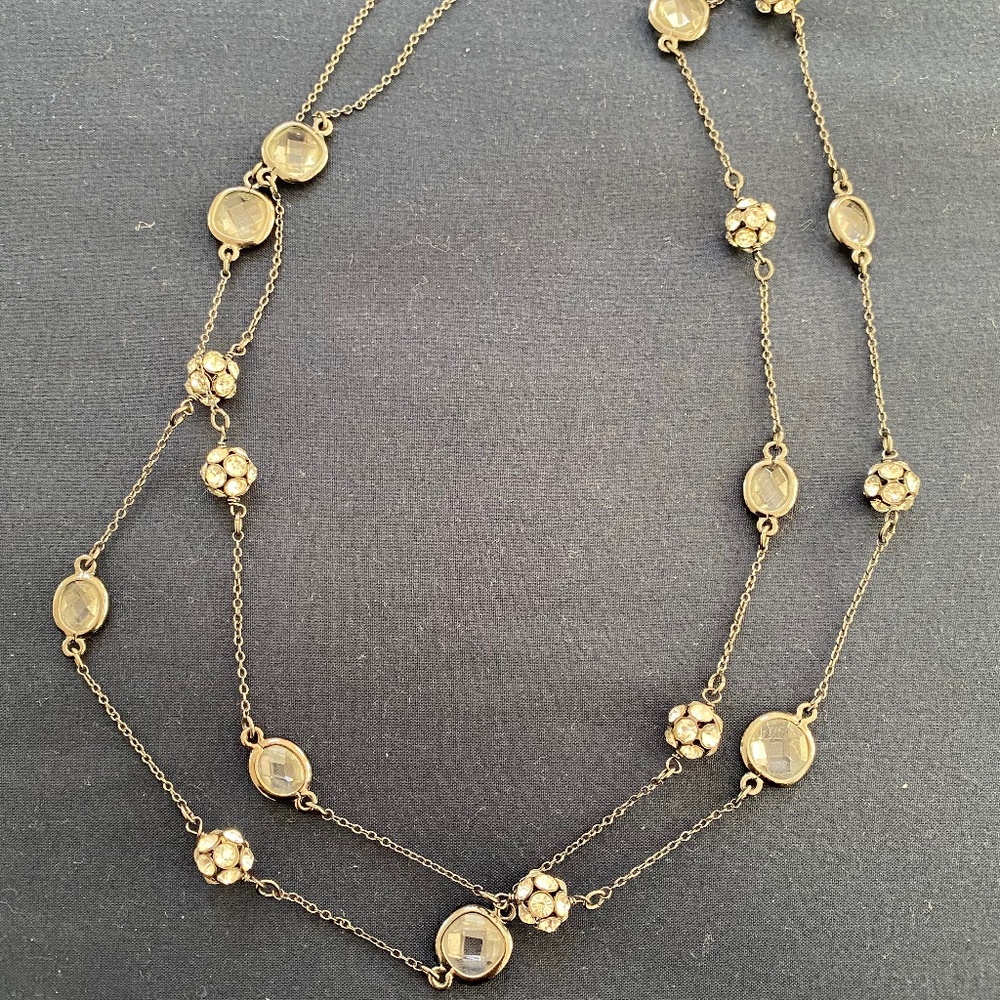 Stella & Dot Retired Chelsea  Hematite necklace